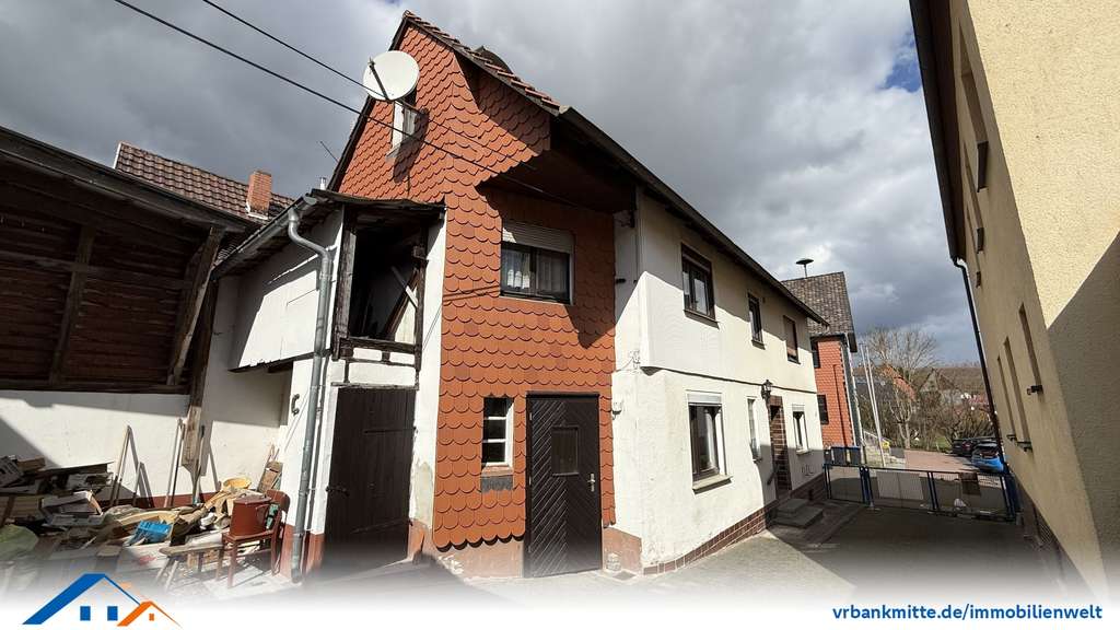 Immobilie in Berkatal - Wohnhaus mit großzügigem Grundstück und vielseitiger Scheune - Bild 3