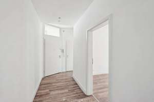 Attraktive 3-Zimmer-Wohnung in Stuttgart-Bad Cannstatt – verglaste Loggia, Einbauküche & Fernwärme – 70376 Neckarvorstadt, Stuttgart – Vorschaubild 5