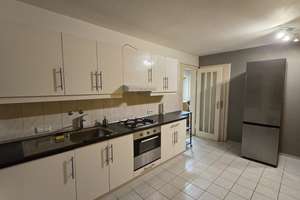 Modernisierte 2,5-Zimmer-Wohnung in Neuhausen – Die vollständige Adresse der Immobilie erhältst du vom Anbieter., 80637 Dom Pedro, München – Vorschaubild 2