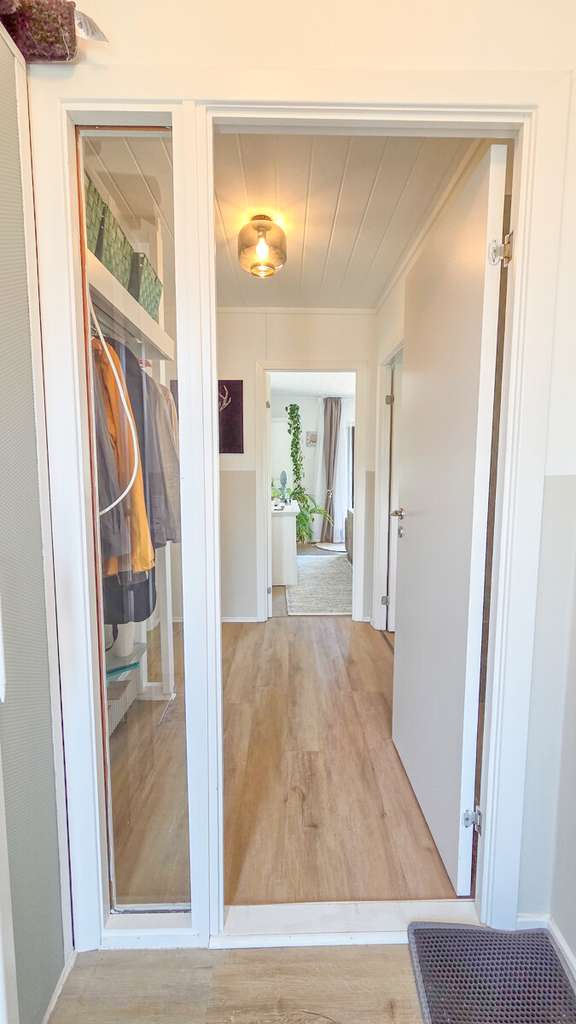 Immobilie in Pölitz - Bungalow mit eigenem Schwimmteich?
- Zu kaufen! In 23847 Pölitz - - Bild 1