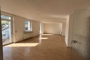 Viel Platz für Ihre Ideen: 4-Zimmer-Wohnung in Bad Münster am Stein-Ebernburg – Berliner Straße 33, 55583 Bad Münster am Stein-Ebernburg – Vorschaubild 11