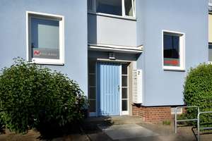 Zentrumsnahe 3-Zimmer-Wohnung sucht Nachmieter // 1.OG rechts – Danziger Str. 2, 38440 Wohltberg, Wolfsburg – Vorschaubild 1