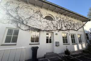Kleine Remise in Poppelsdorf am Kreuzberg – Kreuzbergallee 2a, 53115 Ippendorf, Bonn – Vorschaubild 1