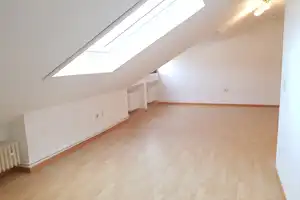 Mehrfamilienhaus nahe der Uni sucht neuen Besitzer - 
In ca. 800 m Entfernung zum Katzensprung! – Kassel – Vorschaubild 5
