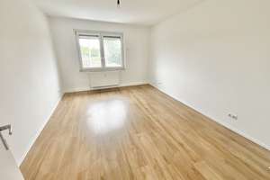 Lichtdurchflutete 2-Zimmer-Wohnung mit großer Küche! – Germaniastr. 116/118, 45355 Bochold, Essen – Vorschaubild 2