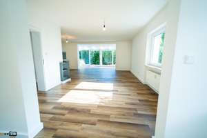 Stilvolle Erdgeschosswohnung mit großem Garten, Terrasse & Wintergarten - Erstbezug nach Sanierung – Die vollständige Adresse der Immobilie erhältst du vom Anbieter., 91074 Atzenhof, Burgfarrnbach, Fürth – Vorschaubild 5