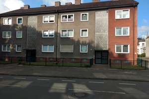 Mehrfamilienwohnhaus mit 12 Wohnungen u. 12 Balkone + 5 Garagen, ca. 766 m² Wfl. + Nutzfläche. – Hochstr. 36-38, 45661 Grullbad, Recklinghausen – Vorschaubild 1