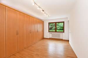 AIGNER - Großzügige 3-Zimmer-Wohnung im Hochparterre in Solln! – Die vollständige Adresse der Immobilie erhältst du vom Anbieter., 81477 Solln, München – Vorschaubild 3