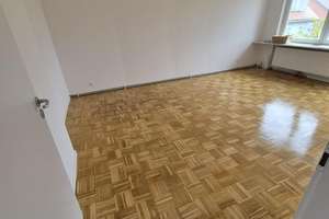Modernes Wohnen auf höchstem Niveau – Frisch sanierte 3-Zimmer-Wohnung mit Balkon! – Sturmbühlstraße 75, 78054 Schwenningen, Villingen-Schwenningen – Vorschaubild 4