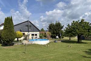 10.000 qm mit Privatstraße, Wohnhaus, Sauna-/Gästehaus, Pool, etc. – Glindower Mühlenstraße 15, 14542 Werder (Havel) – Vorschaubild 7