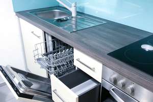 Charmante, möblierte 1-Zimmer-Wohnung in Schwabing-West – zentrale Lage, ruhiger Hinterhof – Schleißheimerstraße 124, 80797 Neuschwabing, München – Vorschaubild 9