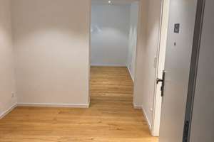 Hochwertig kernsanierte 3-Zimmer-Wohnung mit Schreiner-Einbauten und Sonnenbalkon  – Loristraße 28, 80335 Sankt Benno, München – Vorschaubild 6
