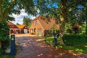 Top Angebot - Pferdehof mit Reitplatz, Halle, Scheune und Landhaus – Aurich (Kreis) – Vorschaubild 4