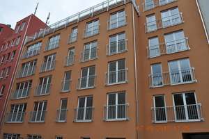 Schöne helle 2-Zimmer inkl. Einbauküche/Fußbodenheizung/Aufzug Zentral