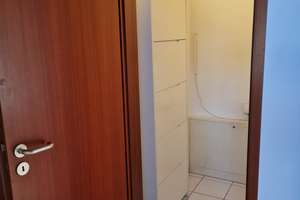 Helle und gemütliche 3-Zimmer-Dachgeschosswohnung mit Balkon, EBK, inkl. TG-Stellplatz in Köln – Frohnhofstr. 104, 50827 Ossendorf, Köln – Vorschaubild 15