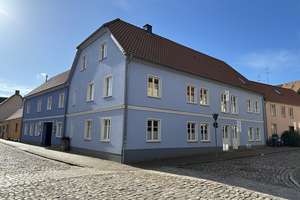 Modernes Ferienobjekt mit insgesamt 12 Einheiten im Herzen der beschaulichen Röbeler Innenstadt – Die vollständige Adresse der Immobilie erhältst du vom Anbieter., 17207 Röbel/Müritz – Vorschaubild 2