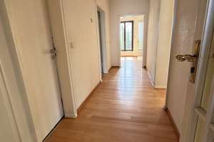 Viel Platz für die Familie/// Familienhaus mit Garten und Garage in 66117 Saarbrücken zu verkaufen – Die vollständige Adresse der Immobilie erhältst du vom Anbieter., 66117 Alt-Saarbrücken, Saarbrücken – Vorschaubild 8