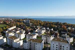 See - und Bergsicht
Großzügige 2,5 Zimmer-Wohnung in Windhag