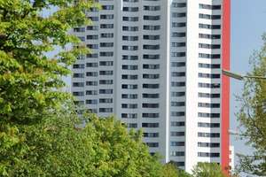 2 Zimmer mit toller Aussicht – Zwickauer Damm 12, 12353 Gropiusstadt, Berlin – Vorschaubild 2