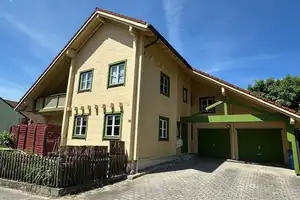 Attraktives Renditeobjekt 6% mit TOP Mieteinnahmen + PV Anlage – Dingolfing-Landau (Kreis) – Vorschaubild 1
