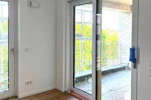  Moderne, helle 4-Raumwohnung mit 2 Balkonen und direkt an der Elbe! – Leipziger Straße 21c, 1097 Leipziger Vorstadt, Dresden – Vorschaubild 6