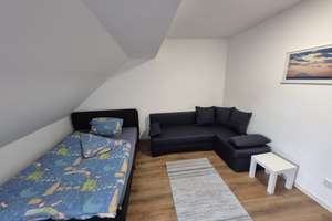WG- geeignete 3-Zimmer-Wohnung in Bad Cannstatt – Neckartalstraße 195, 70376 Hallschlag, Stuttgart – Vorschaubild 2