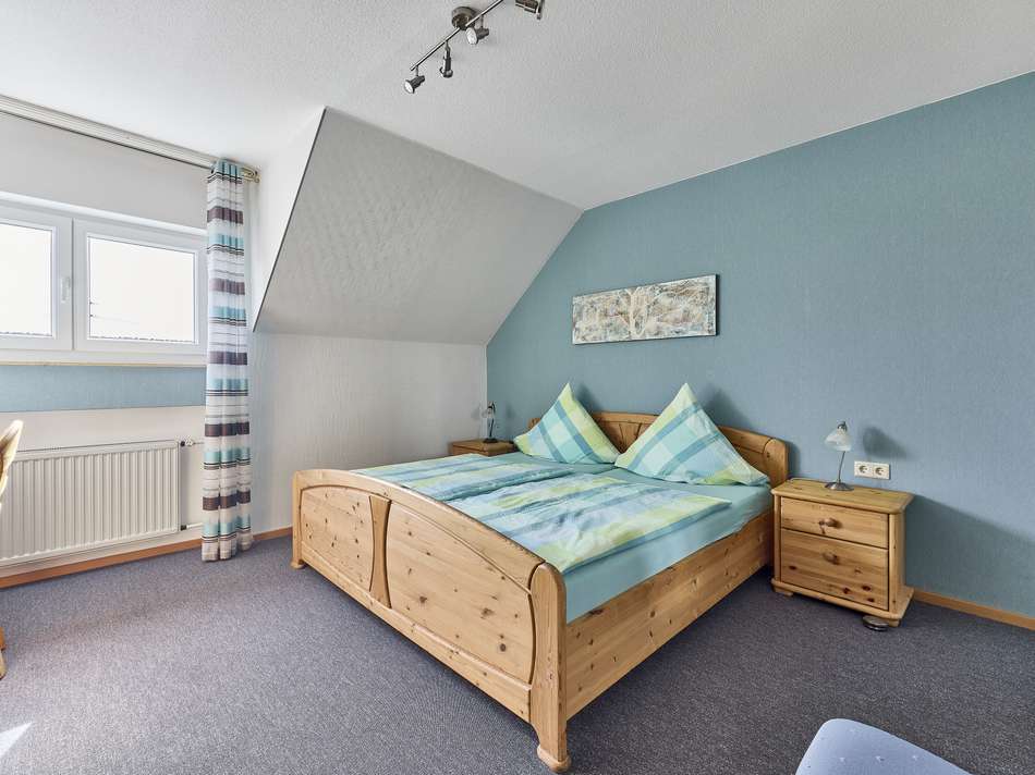 Schlafzimmer 3