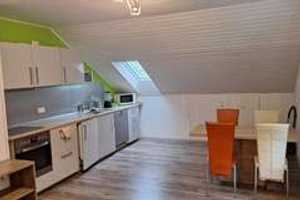 Gepflegte 6,5-Zimmer-Doppelhaushälfte mit EBK in Bielefeld Hillegossen – Taller Straße 4, 33699 Bielefeld – Vorschaubild 8