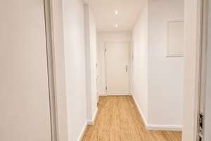 Stilvolle Altbauwohnung nach Kernsanierung - 2,5 Zimmer mit hohen Decken in zentraler Lage – Alter deutscher Ring 35, 47799 Stadtmitte, Krefeld – Vorschaubild 4