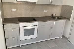 Zweitbezug nach Sanierung! Großzügige 3-Zimmerwohnung mit Laminat, Balkon, Wanne und Einbauküche! – Pestalozzistraße 8, 9130 Sonnenberg, Chemnitz – Vorschaubild 6