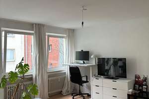 Lichtdurchflutete, zentrale 1-Zimmer-Wohnung direkt am Barbarossaplatz – Pantaleonswall 38, 50676 Altstadt/Süd, Köln – Vorschaubild 3