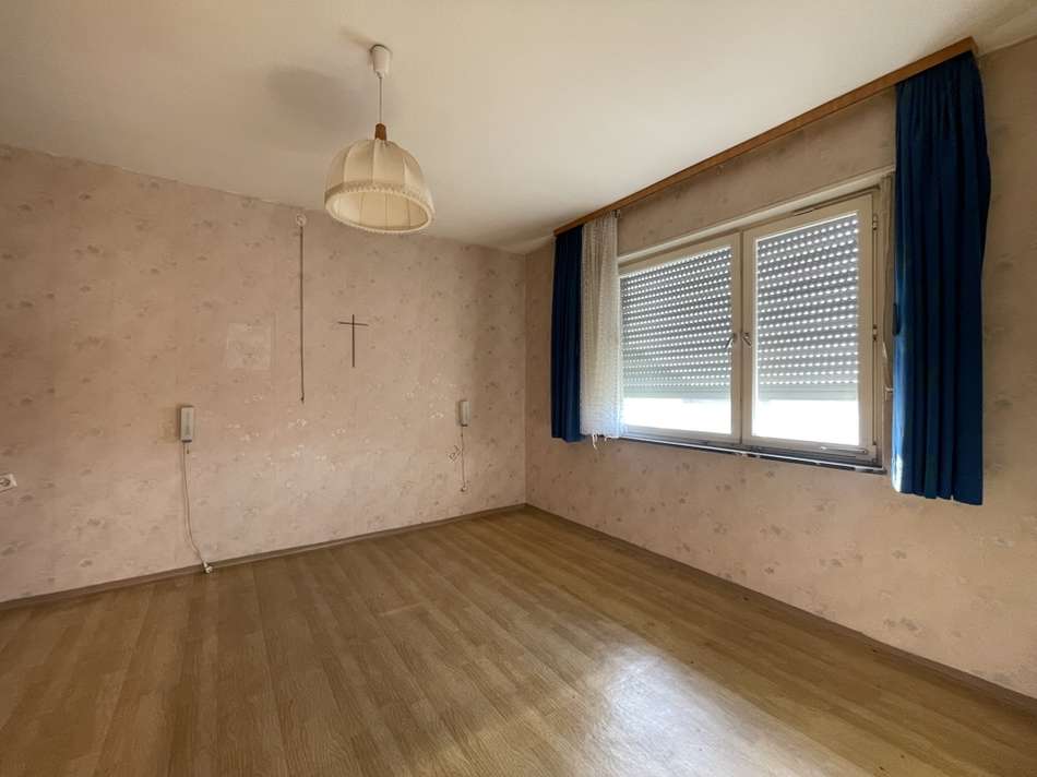 Schlafzimmer 2 OG