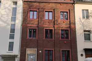 Kernsanierte 3-Zimmer-Wohnung mit Küche, Gäste-WC Duschbad und Balkon – Siebengebirgsallee 57, 50939 Köln – Vorschaubild 10
