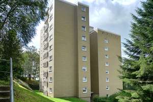 Großzügige 3-Zimmerwohnung mit Balkon -WBS notwendig!- – Engsbachstraße 60, 57076 Weidenau, Siegen – Vorschaubild 1