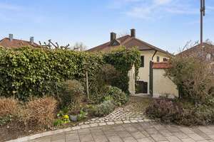 Großzügiges Einfamilienhaus mit Poolhaus, Einliegerwohnung und Garten in 1A Lage – Die vollständige Adresse der Immobilie erhältst du vom Anbieter., 86633 Neuburg an der Donau – Vorschaubild 36