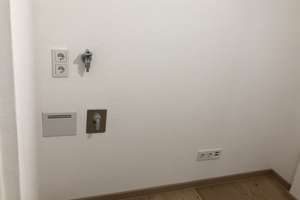 Historisch sanierte Altbauwohnung im Herzen von Regensburg – Die vollständige Adresse der Immobilie erhältst du vom Anbieter., 93047 Innenstadt, Regensburg – Vorschaubild 11