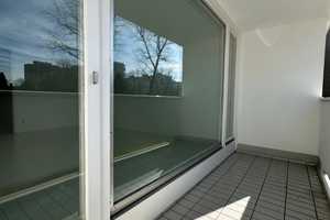 München Solln, helles, großzüges 1 Zi. App. mit sep. Küche und Balkon – München – Vorschaubild 8