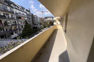 Renovierte 3-Zimmer-Wohnung mit Balkon in zentraler Lage – Corneliusstraße 125, 40215 Friedrichstadt, Düsseldorf – Vorschaubild 1