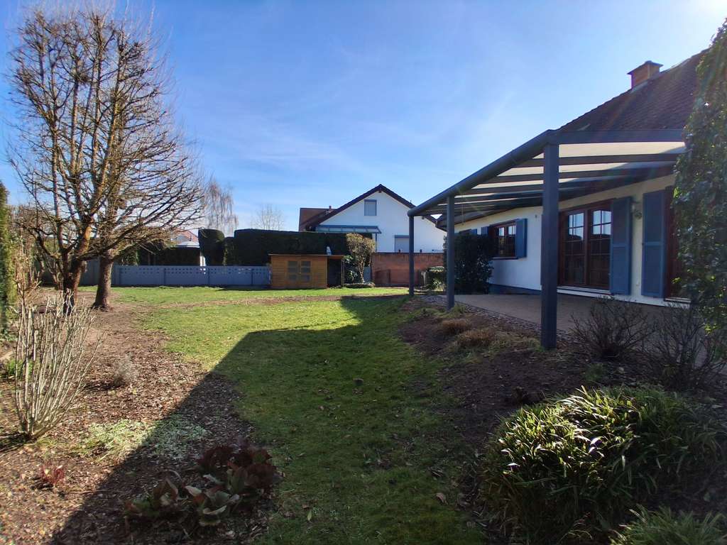 Immobilie in Bellheim - Wohnen mit Weitblick - großzügiges Einfamilienhaus - Bild 3