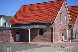 NEUBAU-Haushälfte mit 4 Zimmern, Carport und Einbauküche als ERSTBEZUG – Leer (Kreis) – Vorschaubild 1