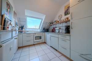 Attraktive Maisonette-Wohnung in Düsseldorf Unterbach – Die vollständige Adresse der Immobilie erhältst du vom Anbieter., 40627 Unterbach, Düsseldorf – Vorschaubild 6