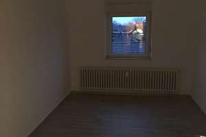 4,5 Zimmer Wohnung über den Dächern von Duisburg-Baerl, inklusive ca. 80qm Dachboden – Geststraße 5a, 47199 Baerl, Duisburg – Vorschaubild 4
