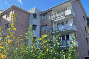 Modernisierte 3-Zimmer-Wohnung mit Balkon und Blick ins Grüne