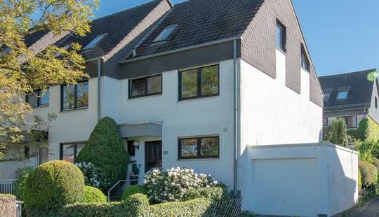 Bild von Großzügiges Reihenendhaus nahe der S-Bahn und in grüner Natur
