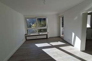 Gemütliche 2,5 Zimmer Wohnung mit Balkon