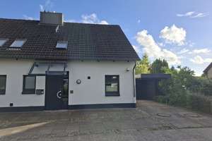 ***Wohnen mit Haus-Charakter in Waldnähe***