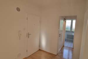 VON PRIVAT   Schöne 3-Zimmer-Wohnung, Tiroler Straße, Sachsenhausen-Nord – 60596 Sachsenhausen-Nord, Frankfurt am Main – Vorschaubild 13