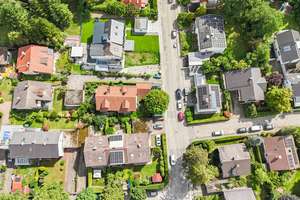 RESERVIERT! Geräumige Doppelhaushälfte mit separater Küche und Garten in ruhiger Lage Germering – Die vollständige Adresse der Immobilie erhältst du vom Anbieter., 82110 Germering – Vorschaubild 3