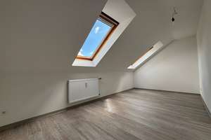FRISCH renovierte 3-Zimmer Dachgeschosswohnung in wunscherschöner Siedlung – Emsinghofstr. 5, 44357 Oestrich, Dortmund – Vorschaubild 4
