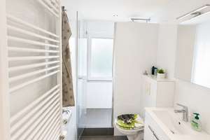 Helle 3-Zimmer-Wohnung mit Balkon, hochwertiger Einbauküche und großem Privatgarten. – Die vollständige Adresse der Immobilie erhältst du vom Anbieter., 66115 Burbach, Saarbrücken – Vorschaubild 13